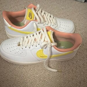 Nike Air Force 1 Low '07 LX size 10.5